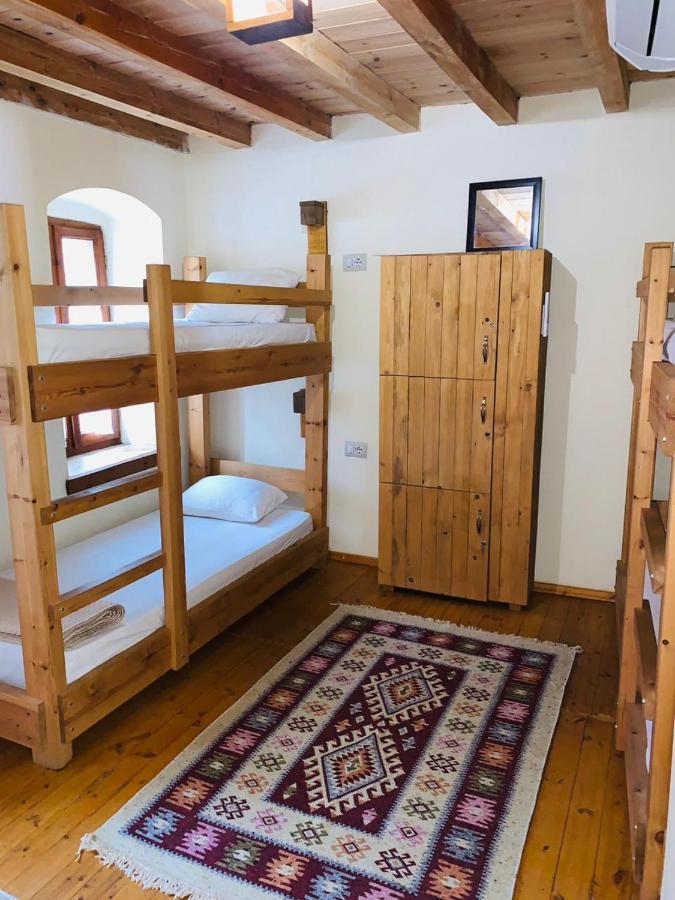 Guest House And Hostel Val-Mar ジロカストラ エクステリア 写真