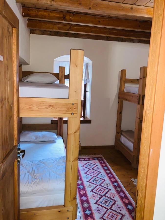 Guest House And Hostel Val-Mar ジロカストラ エクステリア 写真