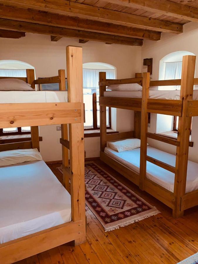 Guest House And Hostel Val-Mar ジロカストラ エクステリア 写真