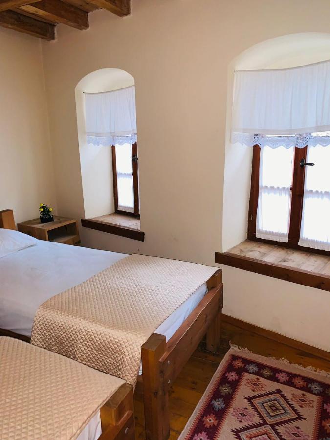 Guest House And Hostel Val-Mar ジロカストラ エクステリア 写真