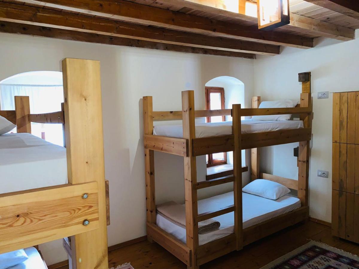 Guest House And Hostel Val-Mar ジロカストラ エクステリア 写真