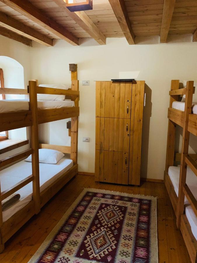 Guest House And Hostel Val-Mar ジロカストラ エクステリア 写真